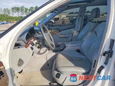 Zdjęcie 7 z 12 samochodu: 2000 MERCEDES-BENZ S 500 VIN:WDBNG75JXYA049013 - miniatura