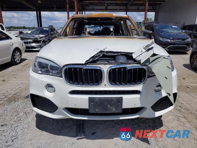 Piąte zdjęcie samochodu w środku: 2017 BMW X5 XDRIVE35I VIN:5UXKR0C50H0V67695 - miniatura