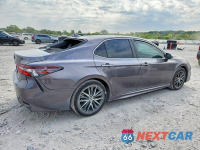 Trzecie zdjęcie samochodu z tyłu: 2024 TOYOTA CAMRY SE VIN:4T1G11AKXRU871328 - miniatura