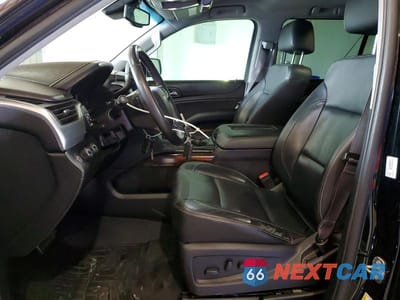 Zdjęcie 7 z 13 samochodu: 2017 CHEVROLET SUBURBAN VIN:1GNSKHKC3HR397758 - miniatura