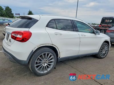 Trzecie zdjęcie samochodu z tyłu: 2018 MERCEDES-BENZ GLA 250 VIN:WDCTG4EB3JJ479482 - miniatura