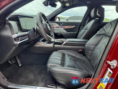 Zdjęcie 7 z 13 samochodu: 2023 BMW I7 XDRIVE60 VIN:WBY53EJ05PCL62213 - miniatura