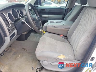 Zdjęcie 7 z 12 samochodu: 2011 TOYOTA TUNDRA DOUBLE CAB SR5 VIN:5TFUM5F11BX020075 - miniatura