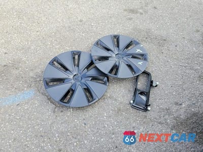 Zdjęcie 12 z 13 samochodu: 2025 TESLA MODEL 3 VIN:5YJ3E1EA0SF038953 - miniatura