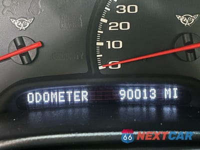 Zdjęcie 8 z 14 samochodu: 1998 CHEV CORVETTE VIN:1G1YY22G4W5128490 - miniatura