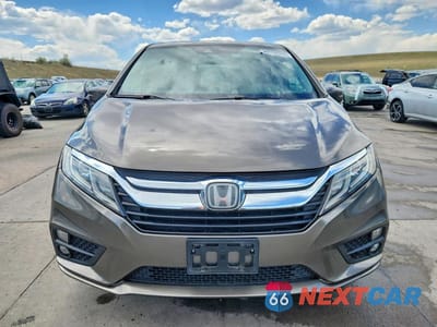 Piąte zdjęcie samochodu w środku: 2019 HONDA ODYSSEY EXL VIN:5FNRL6H72KB035954 - miniatura