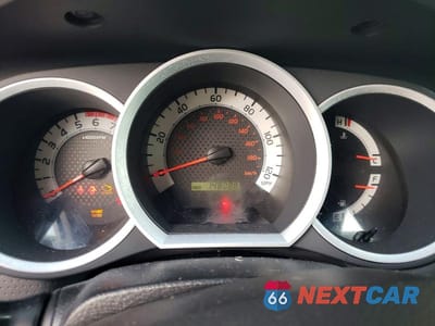 Zdjęcie 9 z 12 samochodu: 2013 TOYOTA TACOMA DOUBLE CAB VIN:3TMLU4EN0DM111907 - miniatura