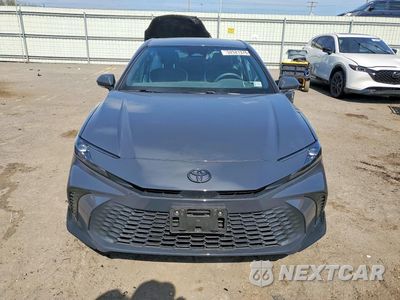 Piąte zdjęcie samochodu w środku: 2025 TOYOTA CAMRY SE VIN:4T1DBADKXSU505399 - miniatura