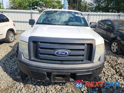 Piąte zdjęcie samochodu w środku: 2010 FORD F150 SUPER CAB VIN:1FTFX1EVXAFA73956 - miniatura