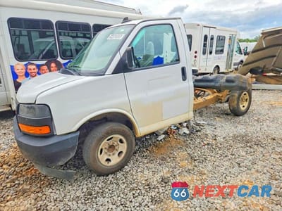 Zdjęcie 10 z 14 samochodu: 2023 GMC SAVANA CUTAWAY G3500 VIN:1GDY7RFP7P1220274 - miniatura
