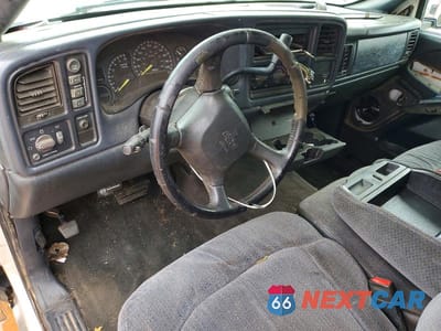 Zdjęcie 8 z 12 samochodu: 1999 CHEVROLET SILVERADO K1500 VIN:2GCEK19T2X1169700 - miniatura