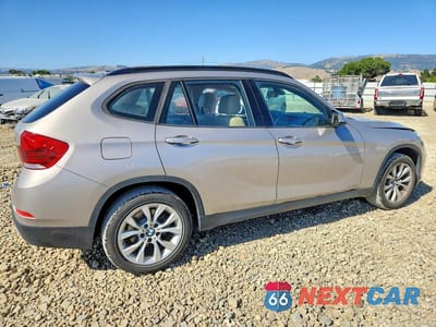 Trzecie zdjęcie samochodu z tyłu: 2014 BMW X1 XDRIVE28I VIN:WBAVL1C50EVY24419 - miniatura