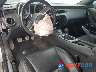 Zdjęcie 8 z 13 samochodu: 2010 CHEVROLET CAMARO SS VIN:2G1FT1EW0A9100653 - miniatura