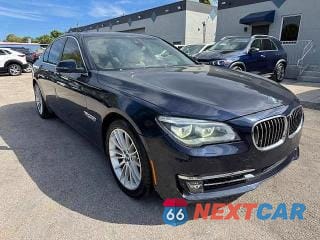 Czwarte zdjęcie samochodu z boku: 2015 BMW 750 XI VIN:WBAYB6C5XFD965910 - miniatura