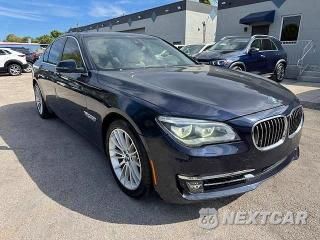Czwarte zdjęcie samochodu z boku: 2015 BMW 750 XI VIN:WBAYB6C5XFD965910 - miniatura