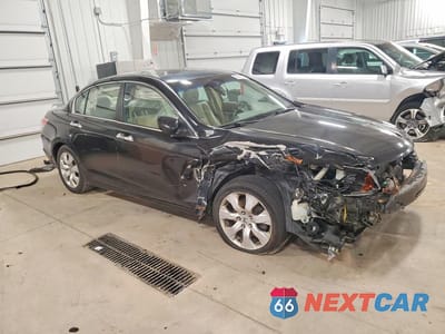 Czwarte zdjęcie samochodu z boku: 2009 HONDA ACCORD EXL VIN:1HGCP36849A049590 - miniatura
