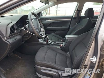 Zdjęcie 7 z 12 samochodu: 2019 HYUNDAI ELANTRA VIN:5NPD74LF4KH480618 - miniatura
