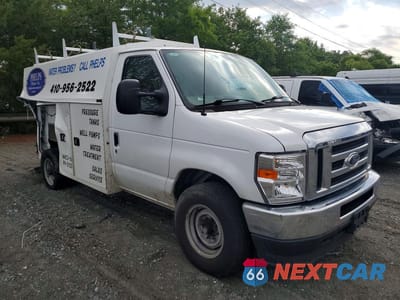 Czwarte zdjęcie samochodu z boku: 2024 FORD ECONOLINE E350 SUPER DUTY CUTAWAY VAN VIN:1FDWE3FN3RDD35657 - miniatura