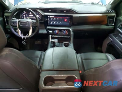 Zdjęcie 8 z 12 samochodu: 2025 GMC SIERRA K1500 DENALI VIN:1GTUUGED5SZ207508 - miniatura