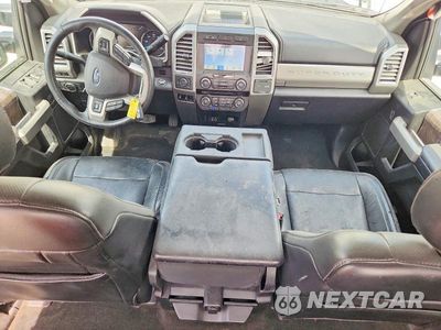 Zdjęcie 8 z 13 samochodu: 2017 FORD F350 SUPER DUTY VIN:1FT8W3BTXHEB25399 - miniatura