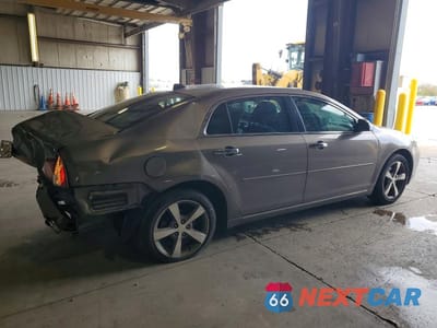 Trzecie zdjęcie samochodu z tyłu: 2012 CHEVROLET MALIBU 1LT VIN:1G1ZC5E00CF225162 - miniatura