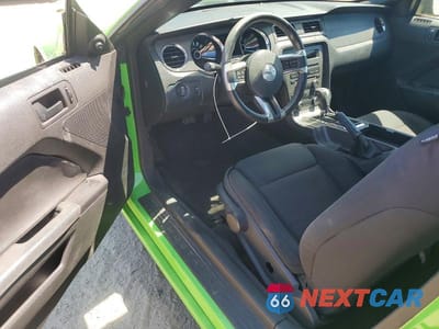 Zdjęcie 8 z 12 samochodu: 2013 FORD MUSTANG VIN:1ZVBP8AM8D5245882 - miniatura