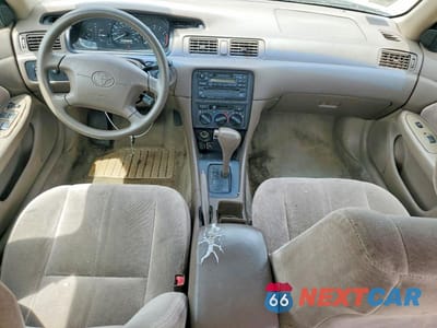 Zdjęcie 8 z 12 samochodu: 1998 TOYOTA CAMRY LE VIN:4T1BG22K0WU382557 - miniatura