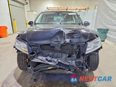 Piąte zdjęcie samochodu w środku: 2015 VOLKSWAGEN TOUAREG V6 VIN:WVGEF9BP3FD005337 - miniatura