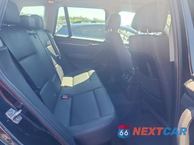 Zdjęcie 10 z 12 samochodu: 2016 BMW X3 SDRIVE28I VIN:5UXWZ7C58G0R32889 - miniatura