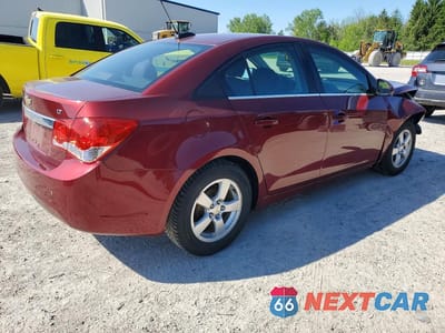Trzecie zdjęcie samochodu z tyłu: 2015 CHEVROLET CRUZE LT VIN:1G1PC5SB7F7177753 - miniatura