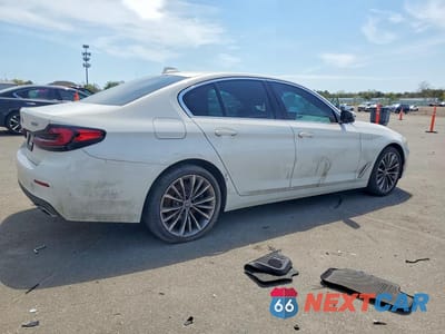 Trzecie zdjęcie samochodu z tyłu: 2022 BMW 530 I VIN:WBA53BH00NCK88814 - miniatura