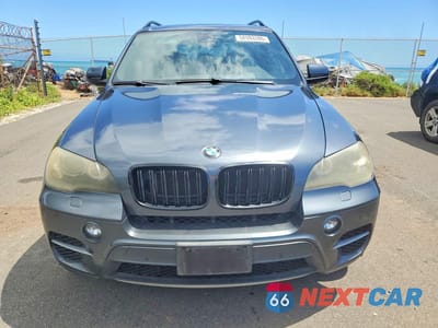 Piąte zdjęcie samochodu w środku: 2011 BMW X5 M VIN:5UXZV8C59BL421147 - miniatura