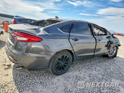 Trzecie zdjęcie samochodu z tyłu: 2019 FORD FUSION SE VIN:3FA6P0HD4KR219114 - miniatura