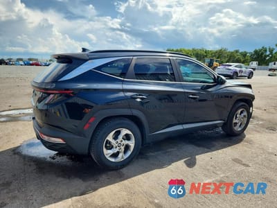 Trzecie zdjęcie samochodu z tyłu: 2022 HYUNDAI TUCSON SEL VIN:KM8JB3AE8NU075888 - miniatura