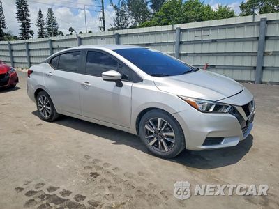 Czwarte zdjęcie samochodu z boku: 2020 NISSAN VERSA SV VIN:3N1CN8EV9LL808178 - miniatura