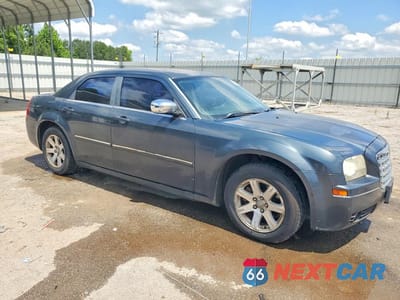 Czwarte zdjęcie samochodu z boku: 2007 CHRYSLER 300 TOURING VIN:2C3KA53G87H891984 - miniatura