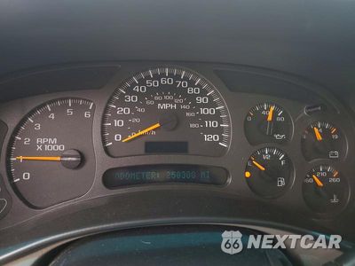 Zdjęcie 9 z 12 samochodu: 2003 GMC NEW SIERRA C1500 VIN:2GTEC19T531393809 - miniatura