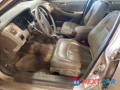 Zdjęcie 7 z 12 samochodu: 2002 HONDA ACCORD EX VIN:1HGCG165X2A048427 - miniatura
