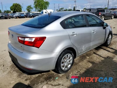 Trzecie zdjęcie samochodu z tyłu: 2016 KIA RIO LX VIN:KNADM4A3XG6669516 - miniatura