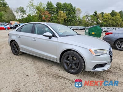 Czwarte zdjęcie samochodu z boku: 2015 AUDI A3 PREMIUM VIN:WAUACGFF2F1009850 - miniatura