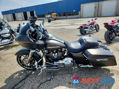 Trzecie zdjęcie samochodu z tyłu: 2020 HARLEY-DAVIDSON FLTRX VIN:1HD1KHC13LB634704 - miniatura