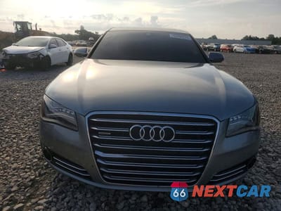 Piąte zdjęcie samochodu w środku: 2013 AUDI A8 L QUATTRO VIN:WAURGAFD7DN013224 - miniatura
