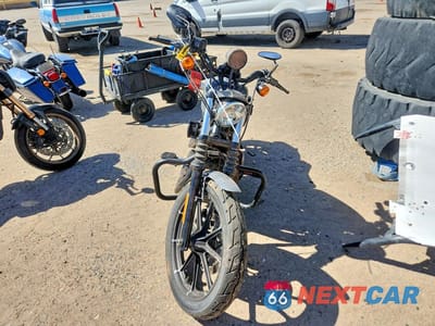 Drugie zdjęcie samochodu z przodu: 2022 HARLEY-DAVIDSON XL883 N VIN:1HD4LE212NB413138 - miniatura