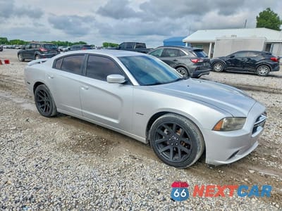 Czwarte zdjęcie samochodu z boku: 2012 DODGE CHARGER R VIN:2C3CDXCT7CH190979 - miniatura