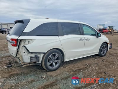 Trzecie zdjęcie samochodu z tyłu: 2018 HONDA ODYSSEY TOURING VIN:5FNRL6H87JB000141 - miniatura