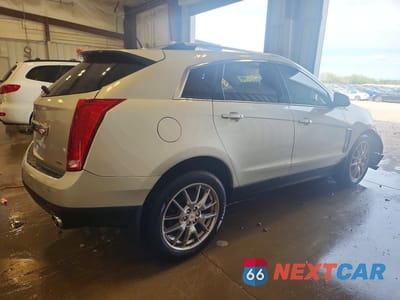 Trzecie zdjęcie samochodu z tyłu: 2013 CADILLAC SRX PERFORMANCE COLLECTION VIN:3GYFNHE35DS511662 - miniatura