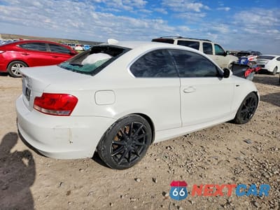 Trzecie zdjęcie samochodu z tyłu: 2013 BMW 128 I VIN:WBAUP9C58DVS95279 - miniatura