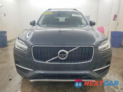 Piąte zdjęcie samochodu w środku: 2016 VOLVO XC90 T6 VIN:YV4A22PKXG1064775 - miniatura
