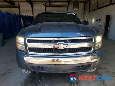 Piąte zdjęcie samochodu w środku: 2008 CHEVROLET SILVERADO K1500 VIN:2GCEK13C281155418 - miniatura