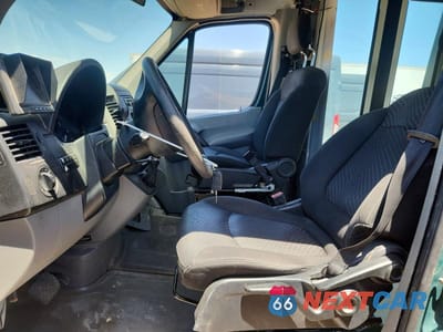 Zdjęcie 7 z 12 samochodu: 2014 MERCEDES-BENZ SPRINTER 3500 VIN:WDAPF4CC5E5832229 - miniatura